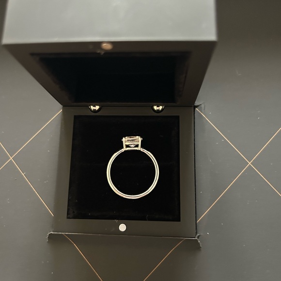 Engagement Women’s Ring size 9 14k White Gold Wedding - Picture 2 of 9